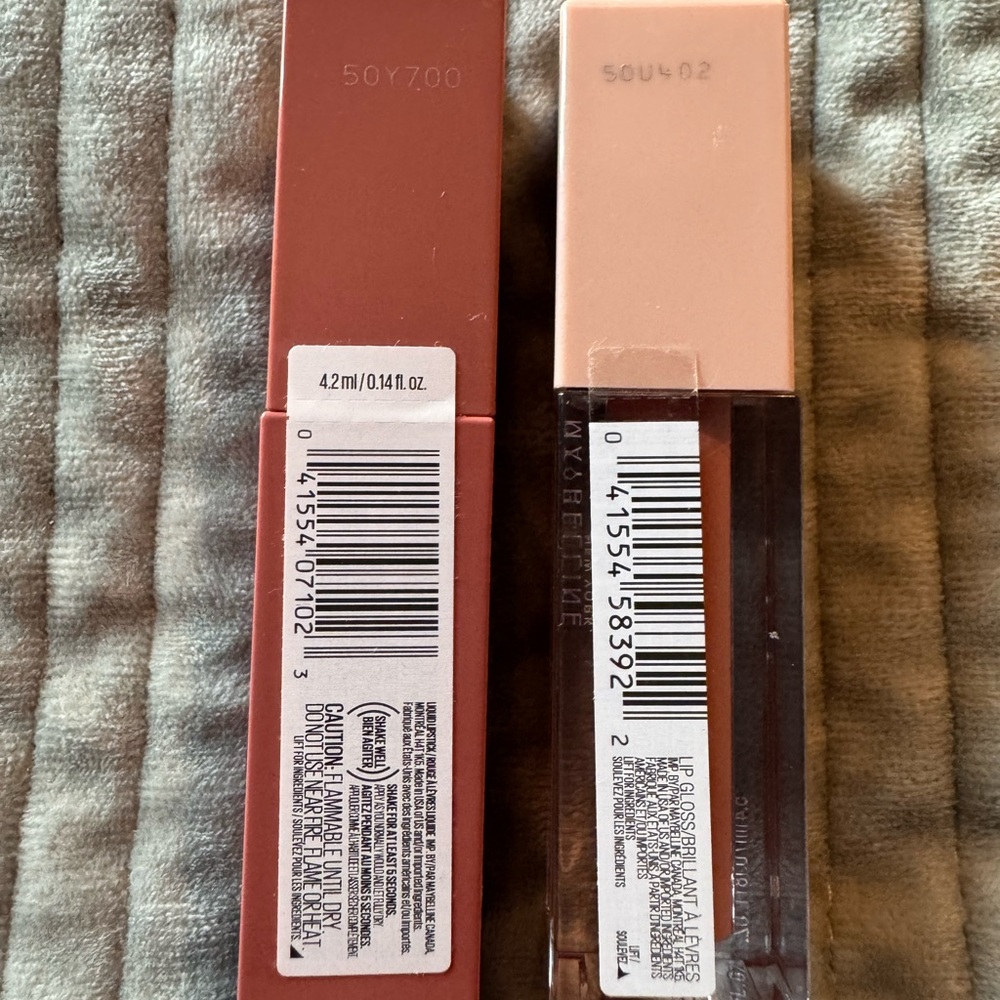 NEW Maybelline Vinyl Lipstick and Lifter Gloss Set - Picture 3 of 4